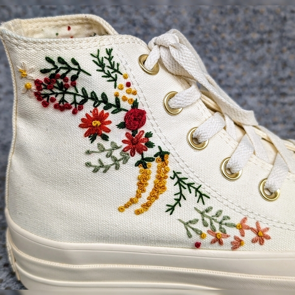 Converse 70's Cream Custom Embroidered High Tops, Sz 6.5 - Picture 9 of 11